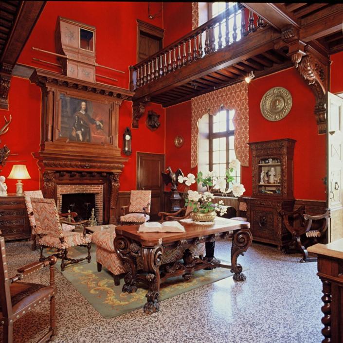 Chateau De Rigny Мантон-Сен-Бернар Экстерьер фото